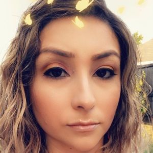 Meet your Posher, Karina